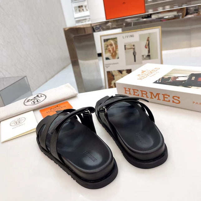 CHYPRE SANDAL IN BLACK CALFSKIN 186752