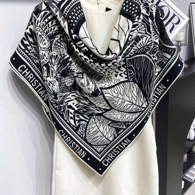 SQUARE SCARF 140 CM IN BLACK MIX WHITE MONOGRAM WOOL AND SILK 415109