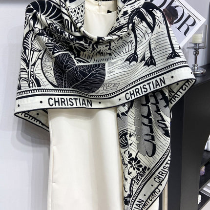 SQUARE SCARF 140 CM IN BLACK MIX WHITE MONOGRAM WOOL AND SILK 415111