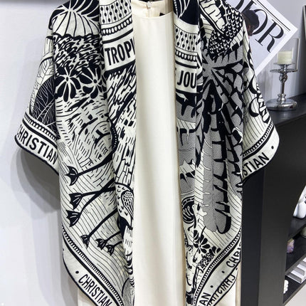 SQUARE SCARF 140 CM IN BLACK MIX WHITE MONOGRAM WOOL AND SILK 415111