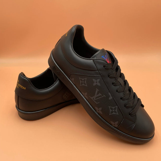 LV RIVOLI BLACK SNEAKER