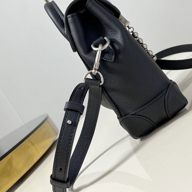 STEAMER 20 IN BLACK CALFSKIN SILVER HARDWARE