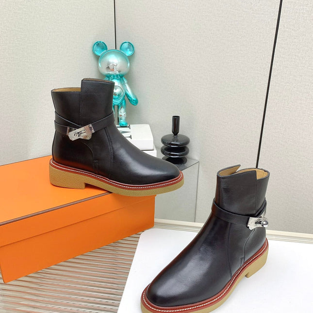 BOTINES HISTORY BOOTS IN BLACK CALFSKIN