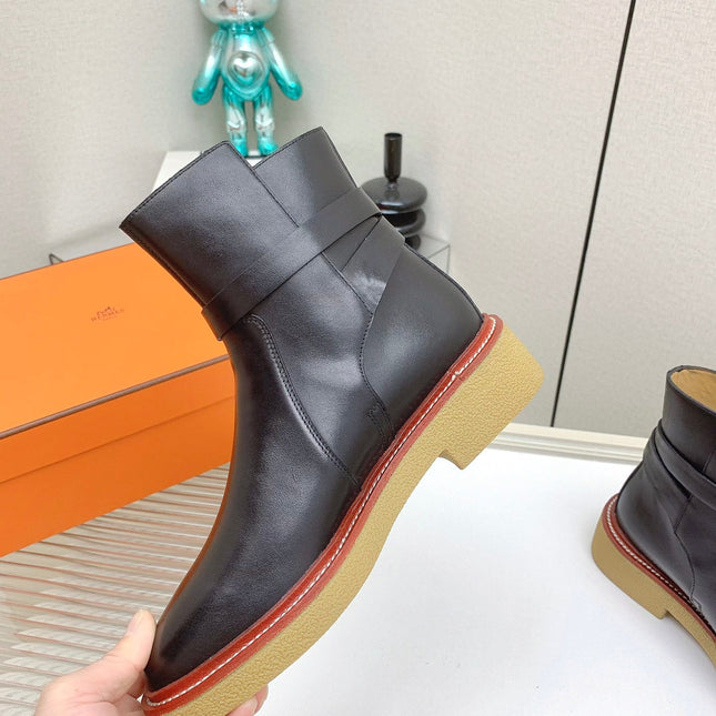 BOTINES HISTORY BOOTS IN BLACK CALFSKIN