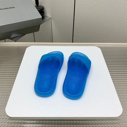 POOL SLIDE SANDAL IN JELLY BLUE RUBBER