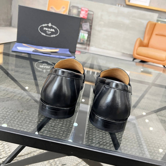 PRA LOAFER IN BLACK CALFSKIN
