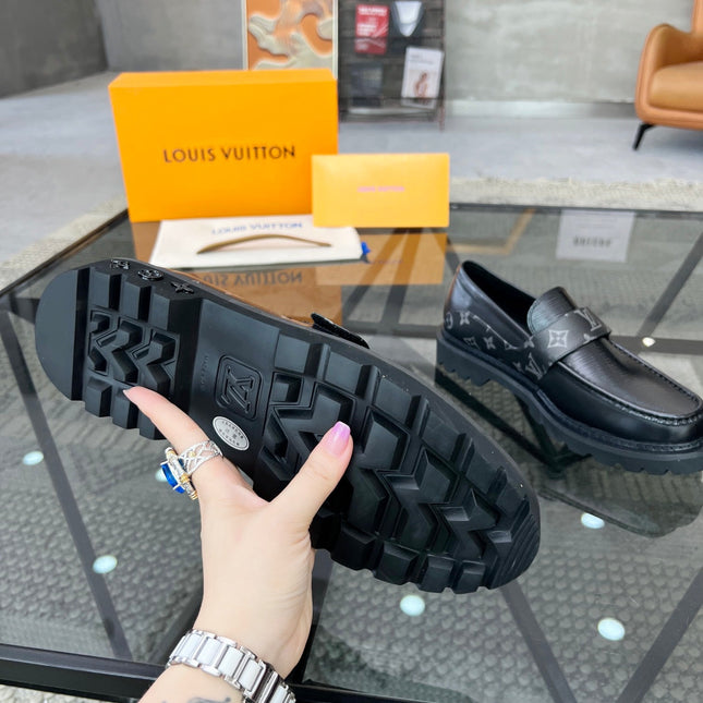 LV LOAFERS BLACK PLAIN CALFSKIN WITH MONOGRAM STRAP
