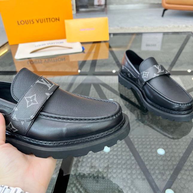 LV LOAFERS BLACK CALFSKIN WITH MONOGRAM STRAP
