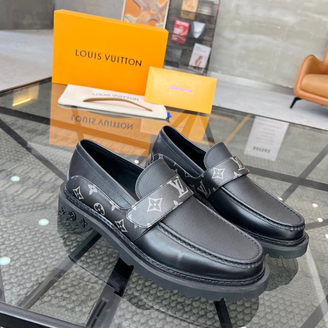 LV LOAFERS BLACK CALFSKIN WITH MONOGRAM STRAP