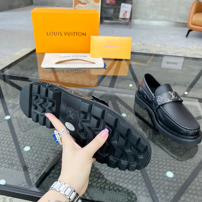 LV LOAFERS BLACK CALFSKIN WITH MONOGRAM STRAP