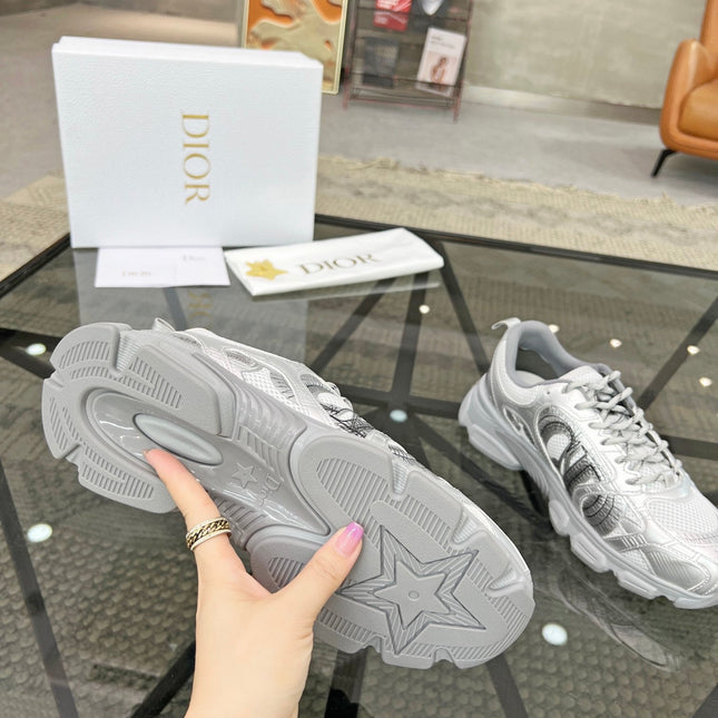 CD CHRONO SNEAKER WHITE AND SILVER MESH FABRIC