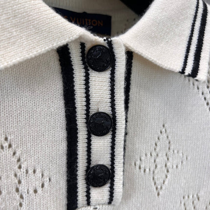 LV 25 White Monogram Wool