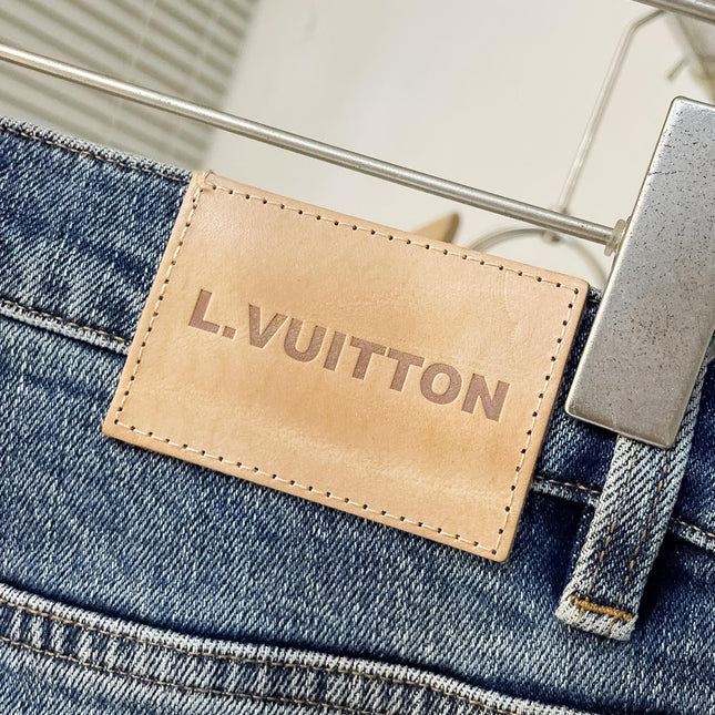 LV JEAN LIGHT BLUE DENIM 239603