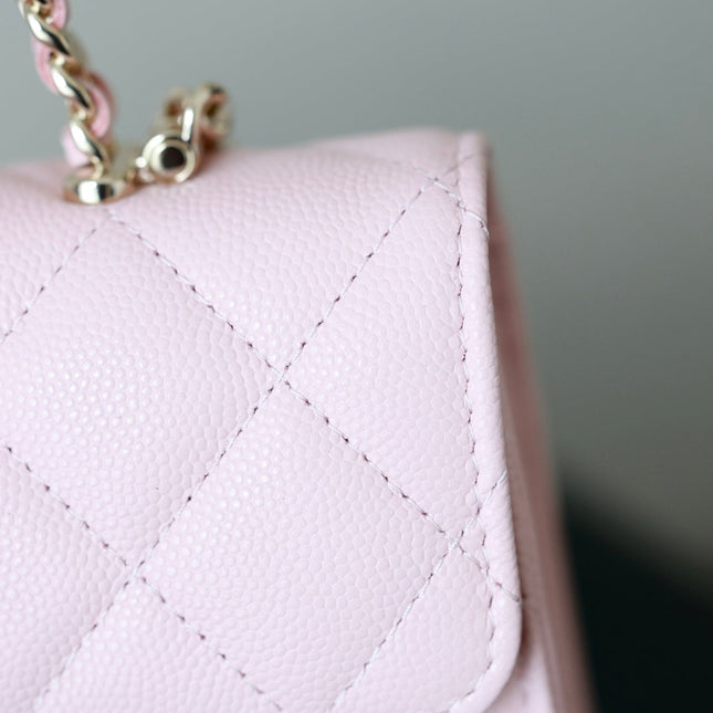CHANEL 25S KELLY IN PASTEL PINK LAMBSKIN WITH GOLD HARDWARE