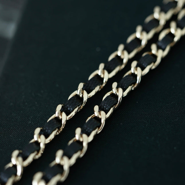 CHANEL 25S KELLY IN BLACK LAMBSKIN WITH GOLD HARDWARE