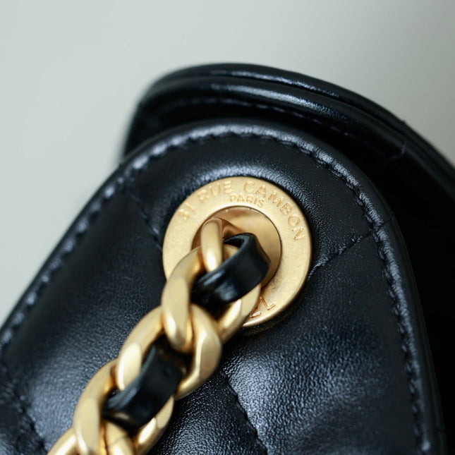 CHANEL 25S HOBO BAG 30 CM IN BLACK LIGHT GLOSSY LEATHER WITH GOLD HARDWARE