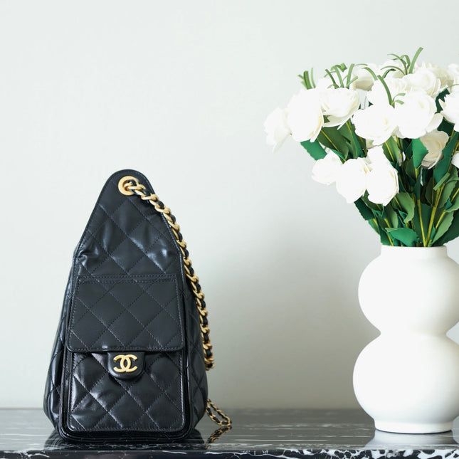 CHANEL 25S HOBO BAG 30 CM IN BLACK LIGHT GLOSSY LEATHER WITH GOLD HARDWARE