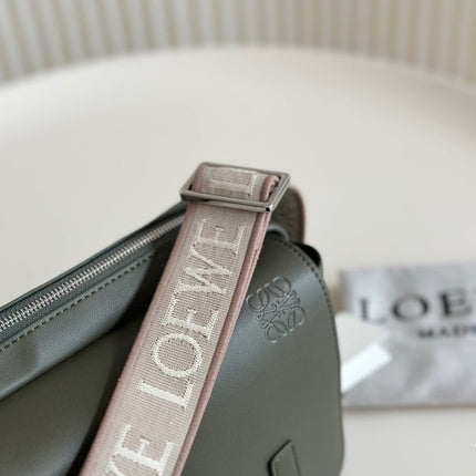 XS MILITARY MESSENGER 23 BAG IN DARK KHAKI GREEN CALFSKIN