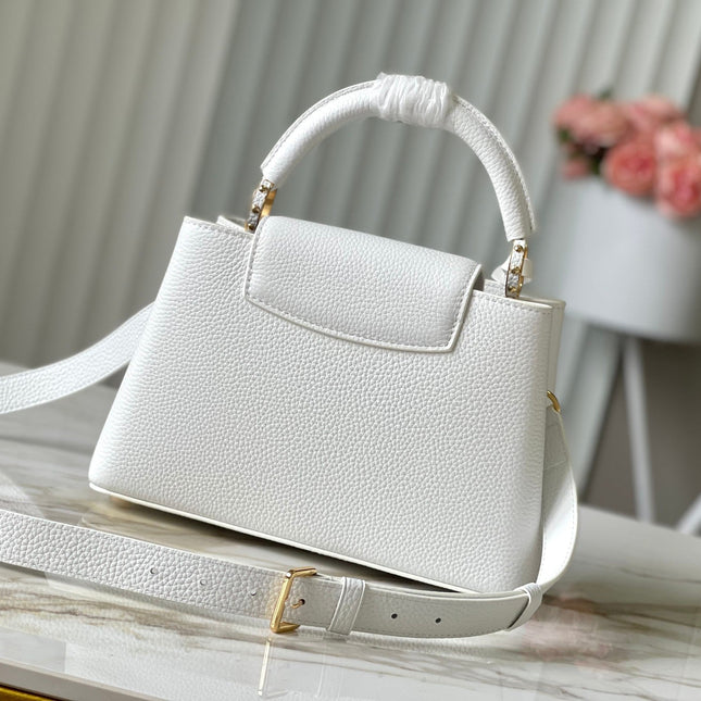 CAPUCINES BB 27 IN WHITE TAURILLON GOLD HARDWARE