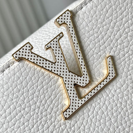 CAPUCINES MINI 21 IN WHITE TAURILLON GOLD HARDWARE
