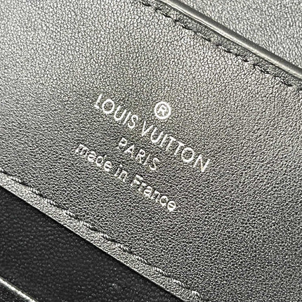 CAPUCINES EAST-WEST 30 IN BLACK SHEEPSKIN CRYSTAL AND SILVER HARDWARE
