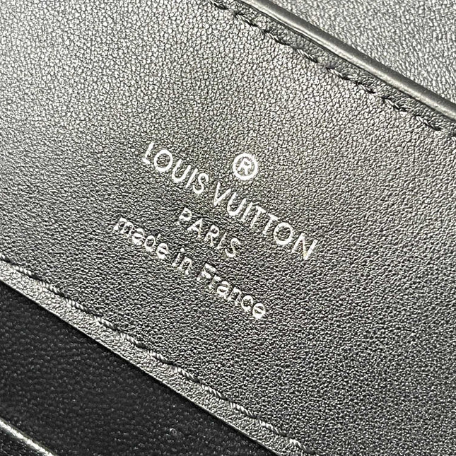 CAPUCINES EAST-WEST 30 IN BLACK SHEEPSKIN CRYSTAL AND SILVER HARDWARE
