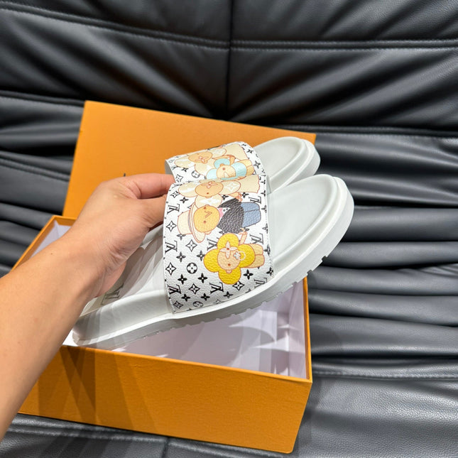 LV SLIPPERS IN WHITE MONOGRAM CALFSKIN
