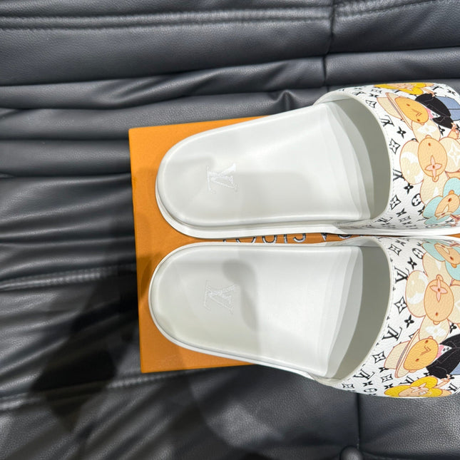 LV SLIPPERS IN WHITE MONOGRAM CALFSKIN