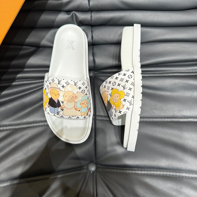 LV SLIPPERS IN WHITE MONOGRAM CALFSKIN