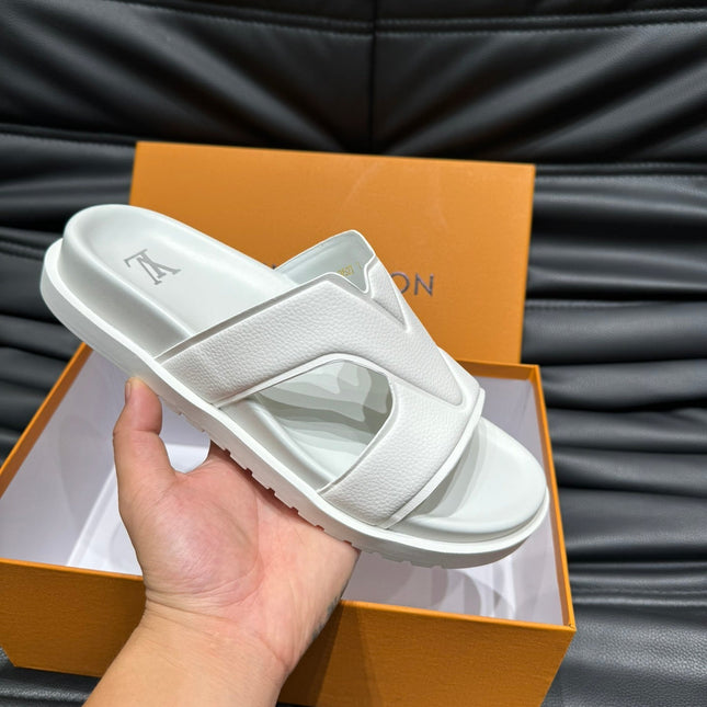 LV OASIS MULE IN WHITE CALFSKIN