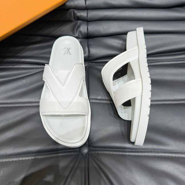 LV OASIS MULE IN WHITE CALFSKIN