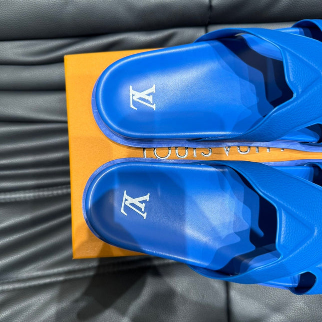 LV OASIS MULE IN COBALT BLUE CALFSKIN