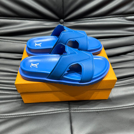 LV OASIS MULE IN COBALT BLUE CALFSKIN