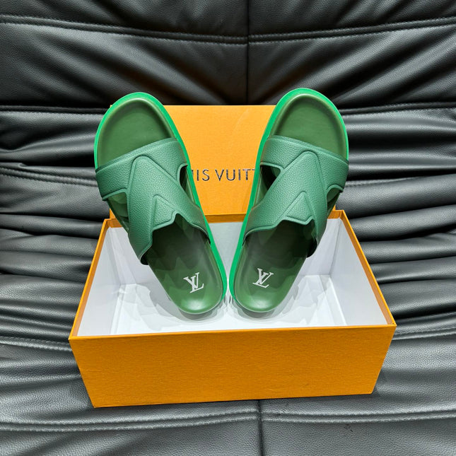 LV OASIS MULE IN SEA GREEN CALFSKIN