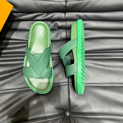 LV OASIS MULE IN SEA GREEN CALFSKIN