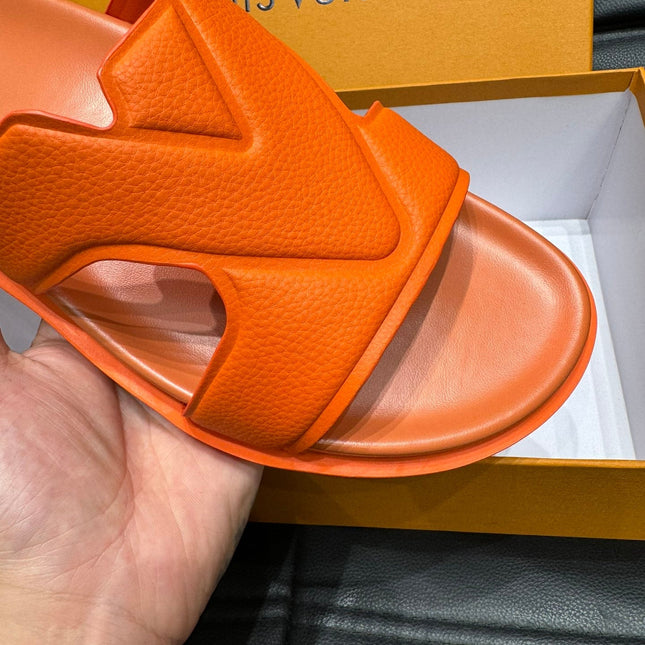 LV OASIS MULE IN CARROT ORANGE CALFSKIN