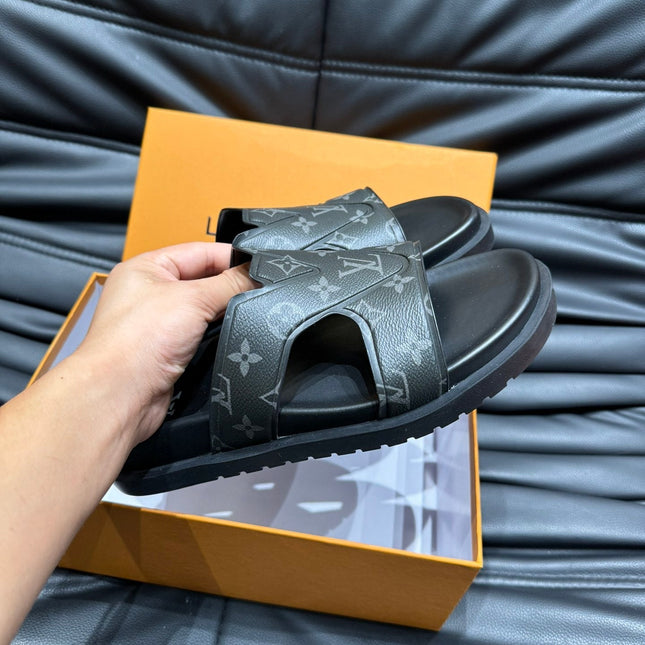 LV OASIS MULE IN BLACK MONOGRAM CALFSKIN