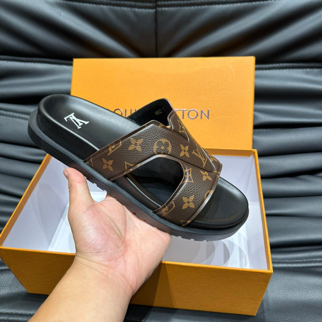 LV OASIS MULE IN CHOCOLATE BROWN MONOGRAM CALFSKIN