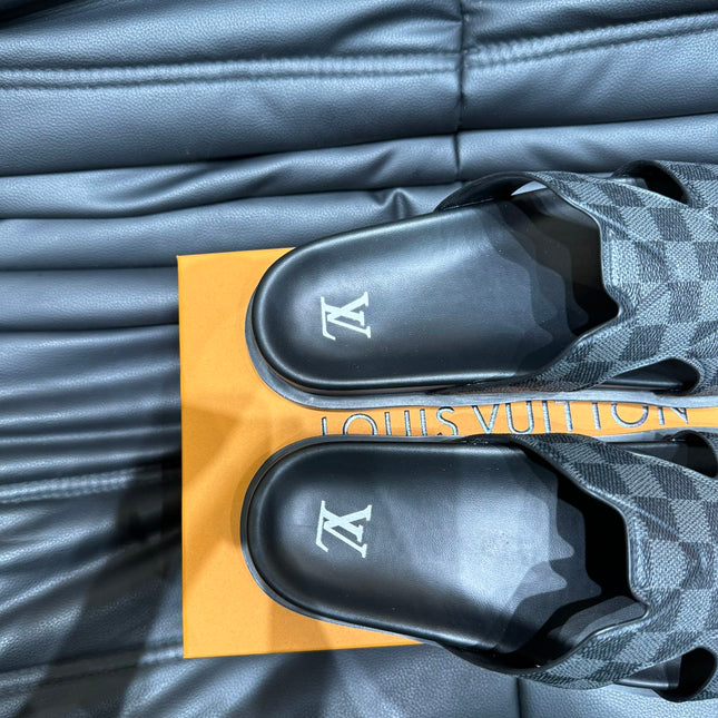 LV OASIS MULE IN BLACK DAMIER CALFSKIN