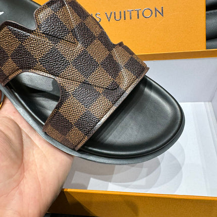 LV OASIS MULE IN CHOCOLATE BROWN DAMIER CALFSKIN