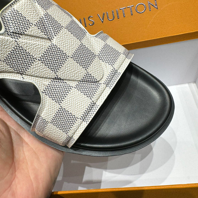 LV OASIS MULE IN WHITE DAMIER CALFSKIN