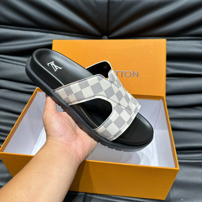 LV OASIS MULE IN WHITE DAMIER CALFSKIN