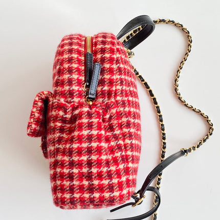 CHANEL 25S BACKPACK 28 CM IN RED TWEED WITH GOLD HARDWARE