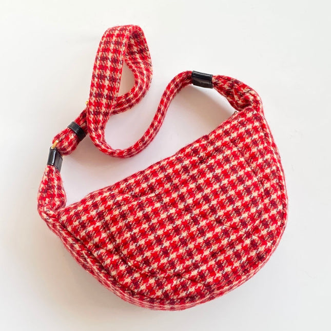 CHANEL 25S HOBO 30 CM IN RED TWEED WITH GOLD HARDWARE