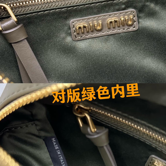 ARCADIE BAG 22 IN KELP GREEEN SMOOTH CALFSKIN EMBOSSED LOGO