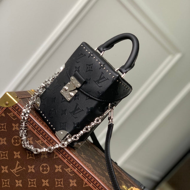 CAMERA BOX BAG 17 IN BLACK MONOGRAM EMBOSSED CALFSKIN SILVER CHAIN
