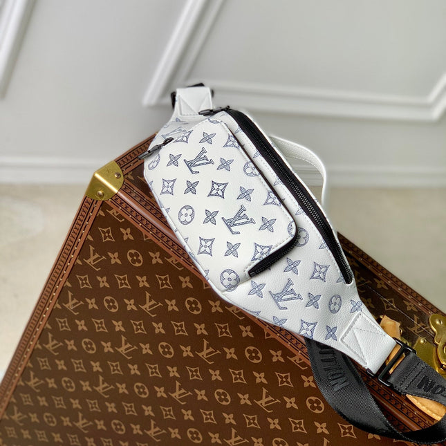 RUSH BUMBAG 30 IN WHITE MONOGRAM SHADOW CALFSKIN