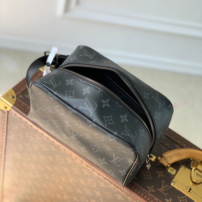 LOCKER DOPP KIT 23 IN BLACK MONOGRAM ECLIPSE CANVAS