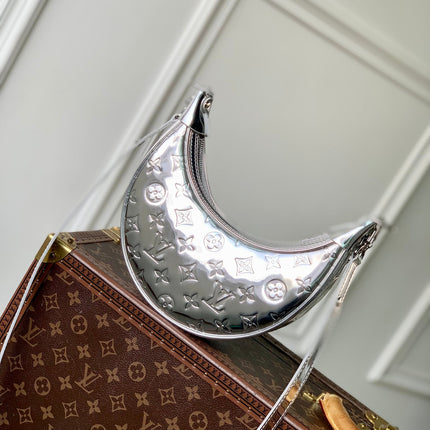 LOOP 23 IN SILVER MONOGRAM EMBOSSED CALFSKIN