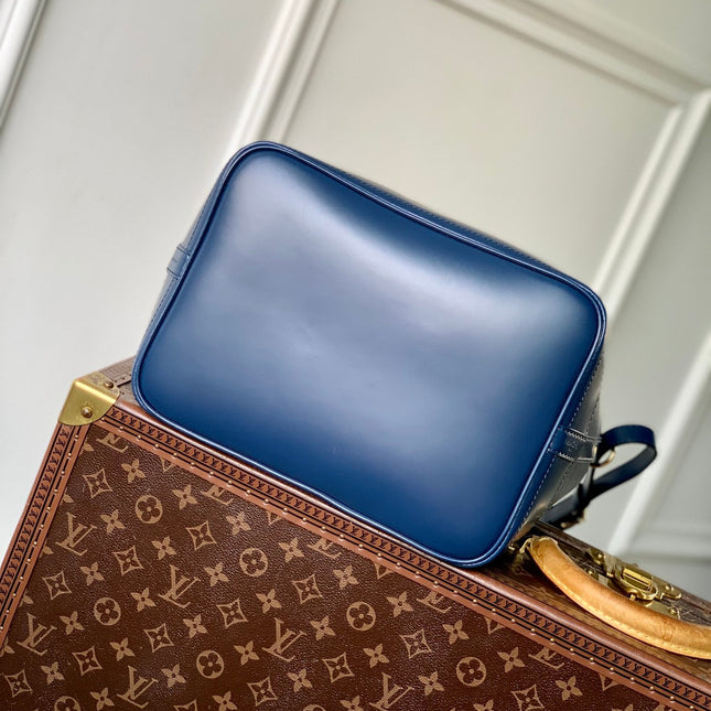 NOÉ MM 33 IN SAPPHIRE EPI LEATHER